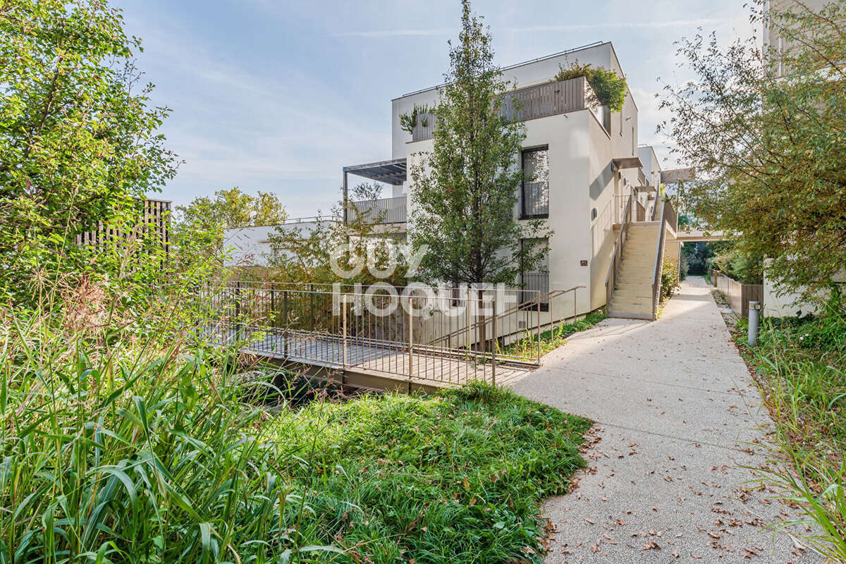 Appartement à LYON-9E