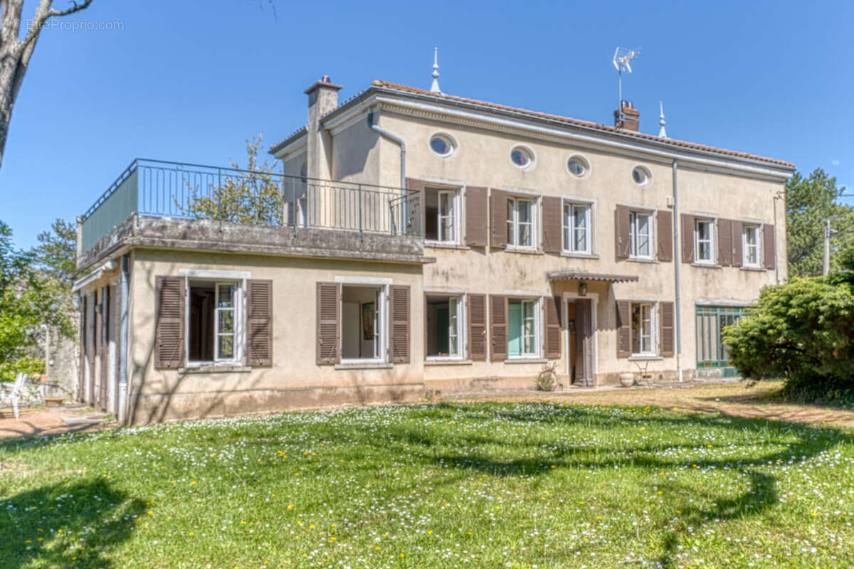 Maison à CHASSELAY