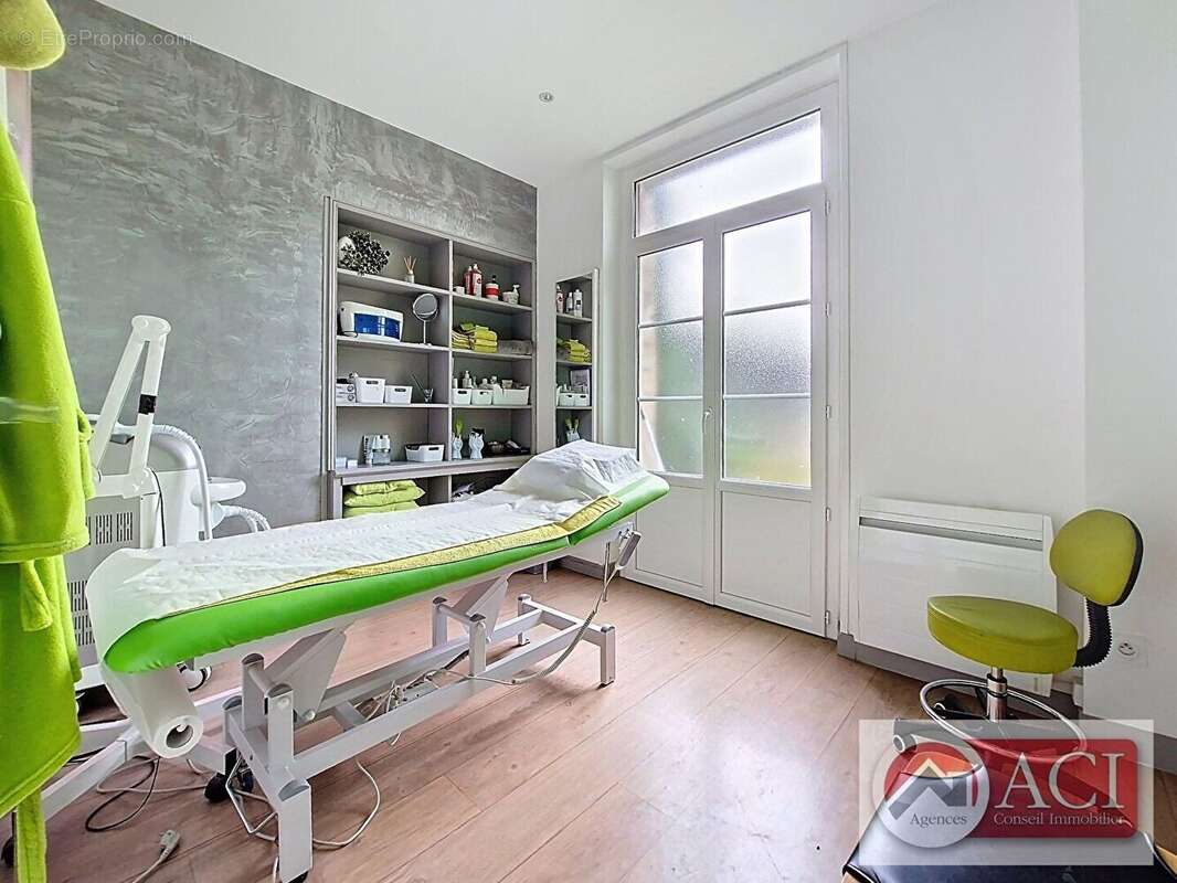Local commercial Gisors 39 m2 - photo 2