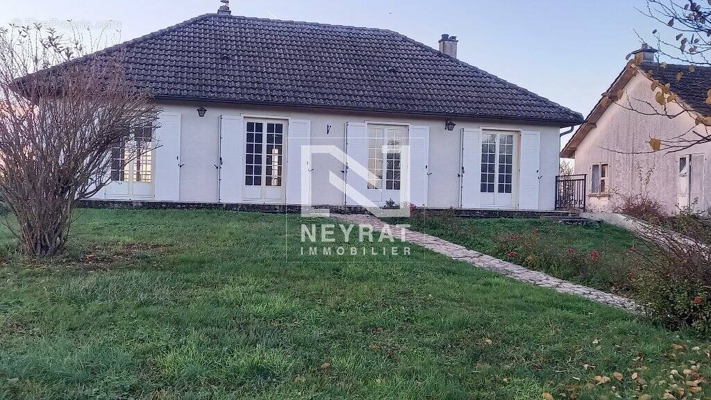 Maison à ARNAY-LE-DUC