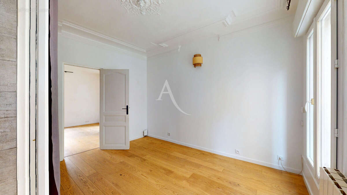 Appartement à ASNIERES-SUR-SEINE