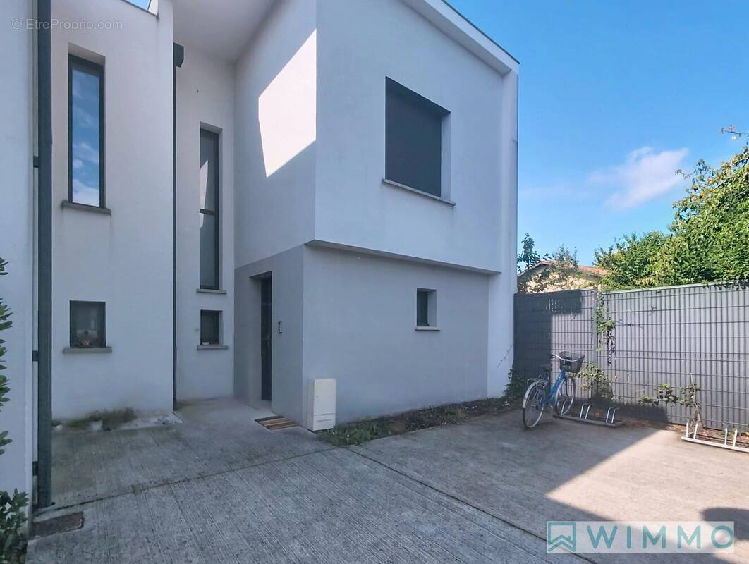 Maison à ARTIGUES-PRES-BORDEAUX