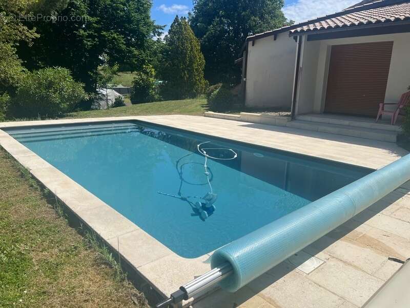 Maison à BIRAC-SUR-TREC