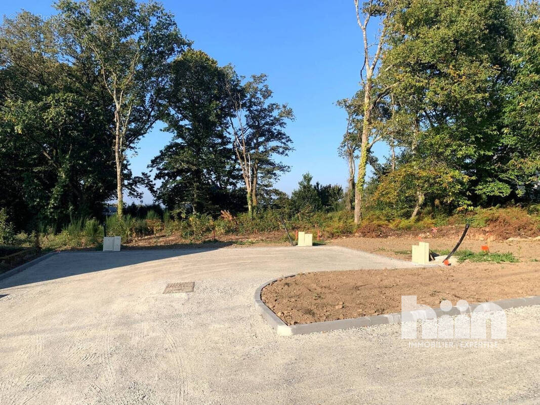 Terrain à SAINT-NOLFF