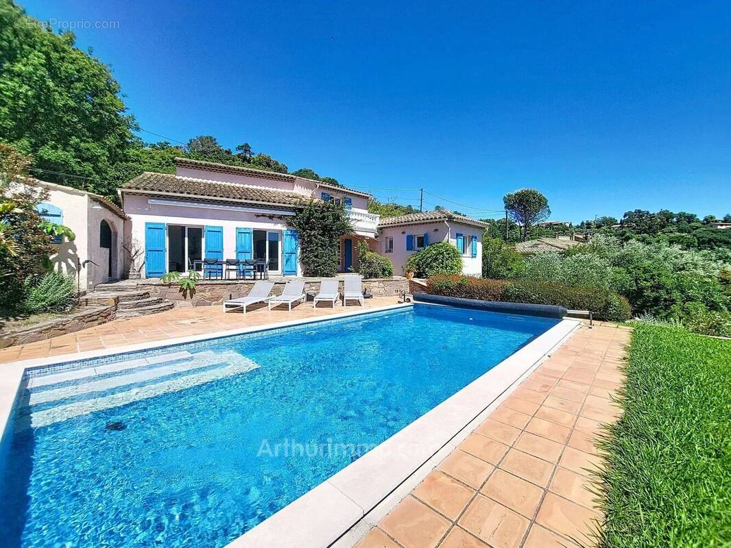 Maison à LES ADRETS-DE-L'ESTEREL