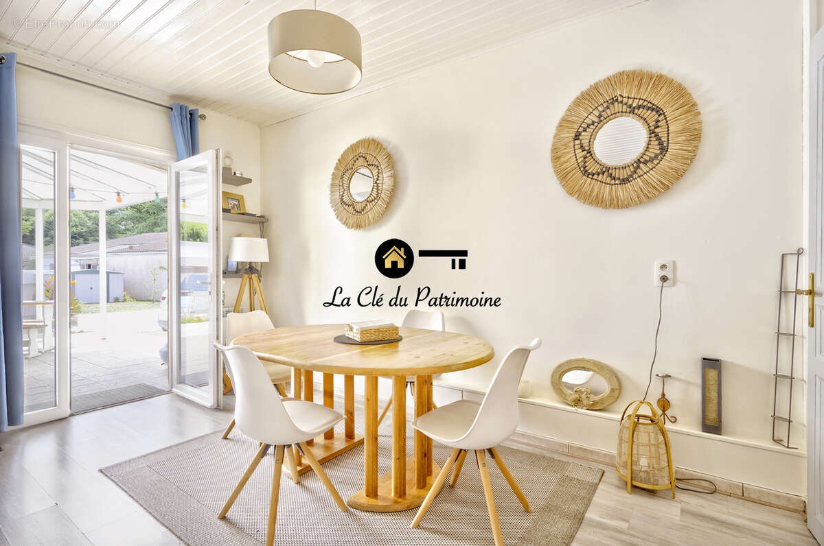 Maison à BLANQUEFORT