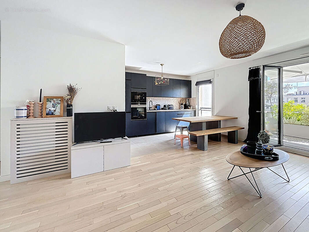 Appartement à SURESNES