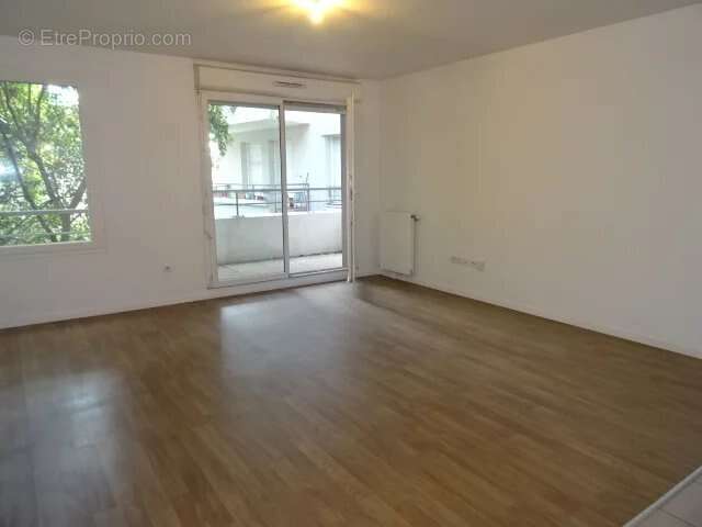 Appartement à MORANGIS