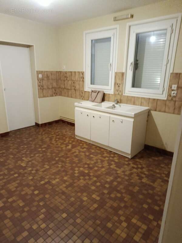 Maison à COSNE-COURS-SUR-LOIRE