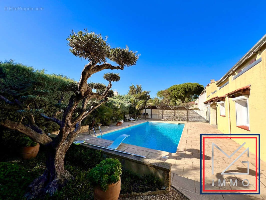 Maison à SIX-FOURS-LES-PLAGES