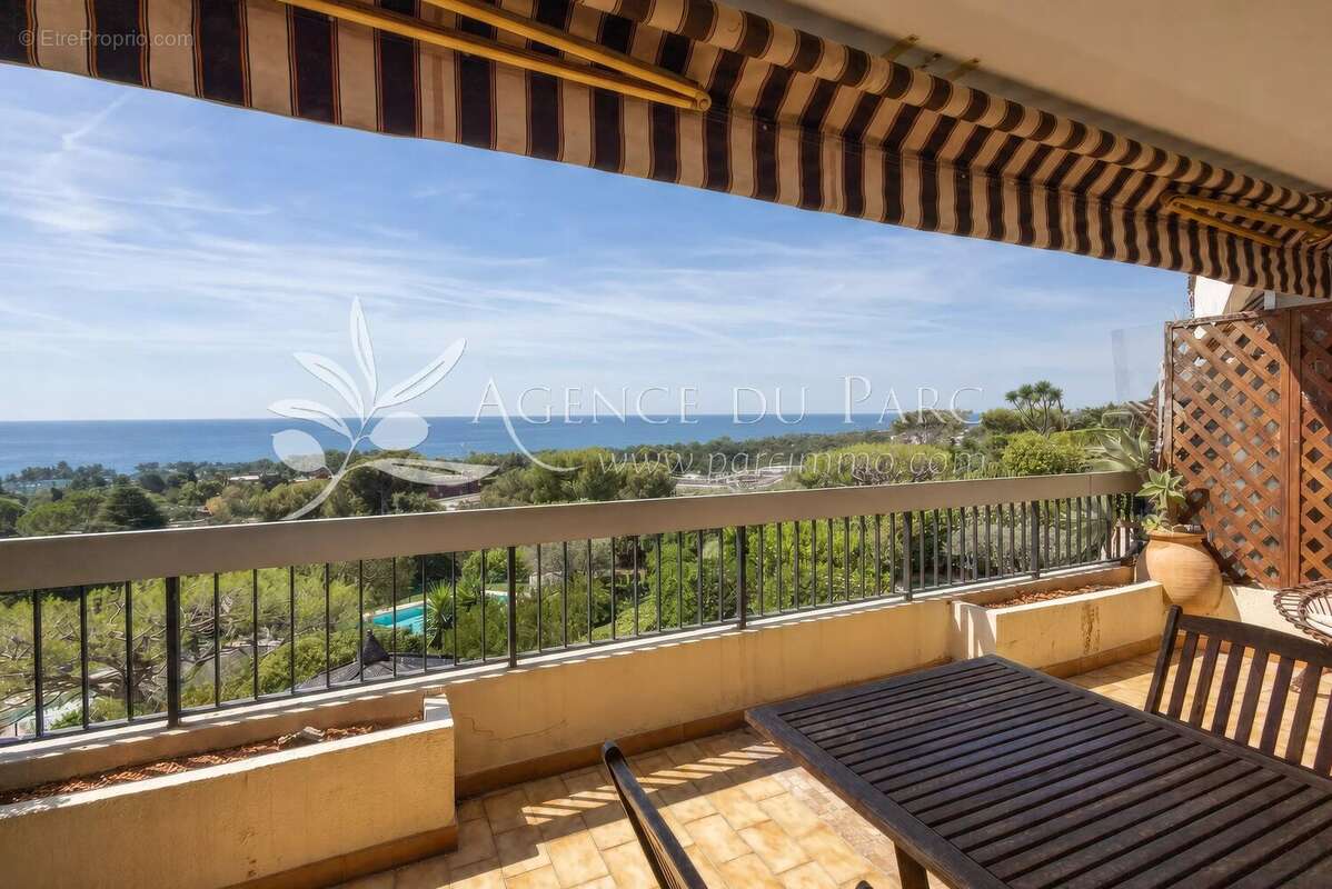 Superbe appartement 4 pièces avec vue mer à Villeneuve-Loubet - photo 2