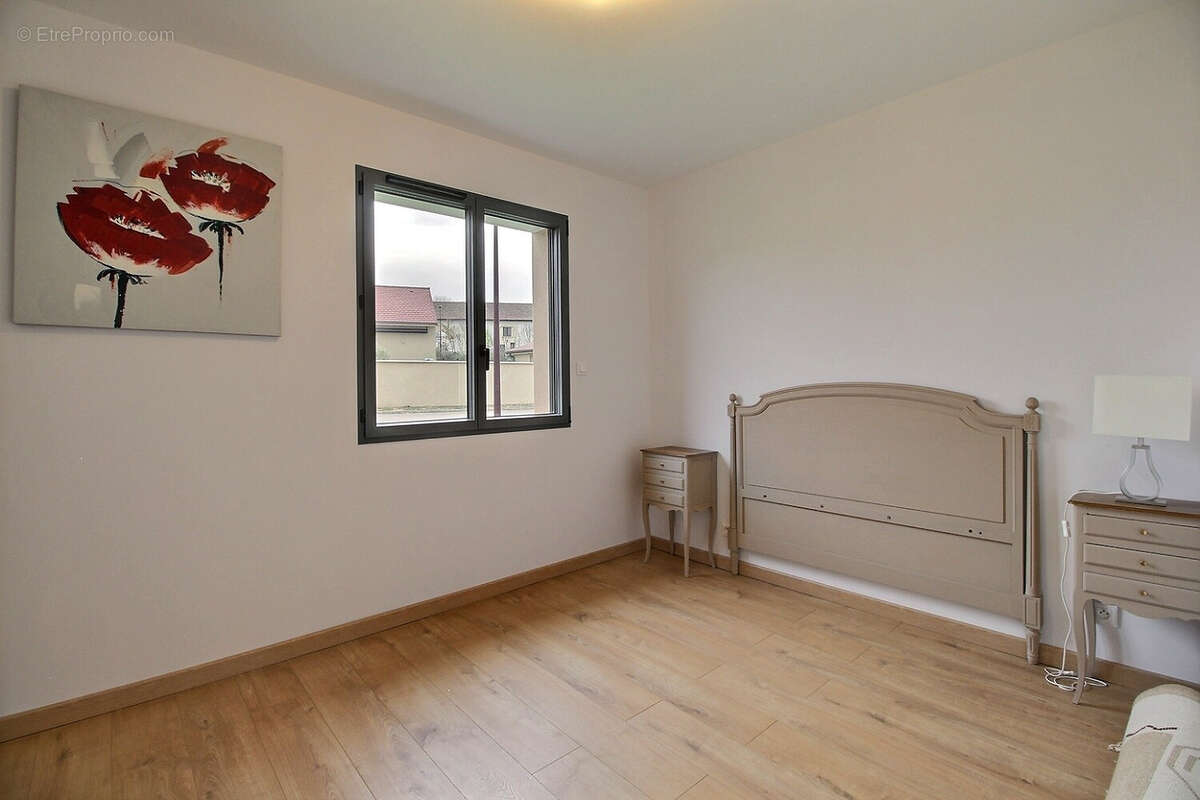 Maison à SAINT-GENGOUX-LE-NATIONAL