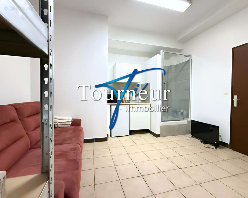 Commerce à SANARY-SUR-MER