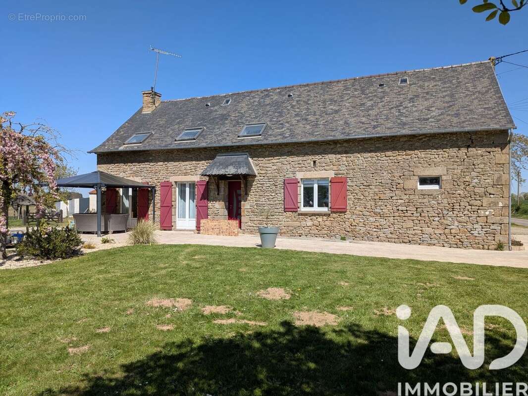 Photo 2 - Maison à LOUVIGNE-DU-DESERT