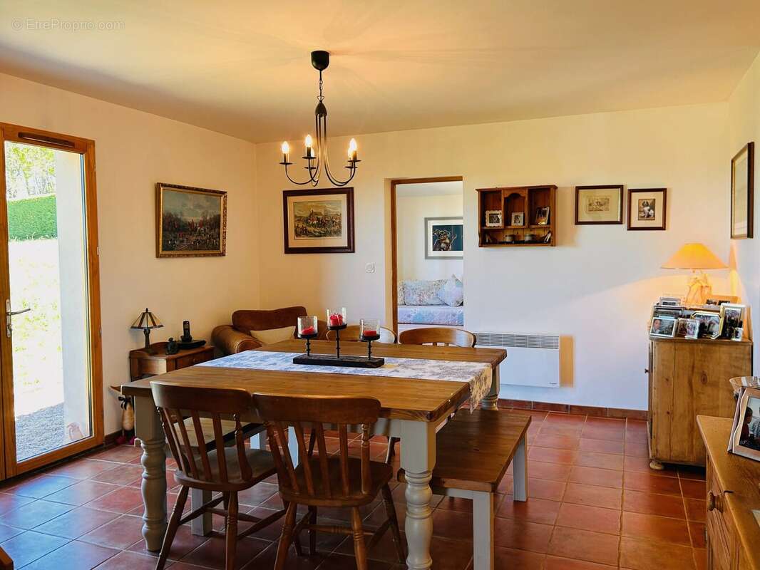 Maison à GOURDON
