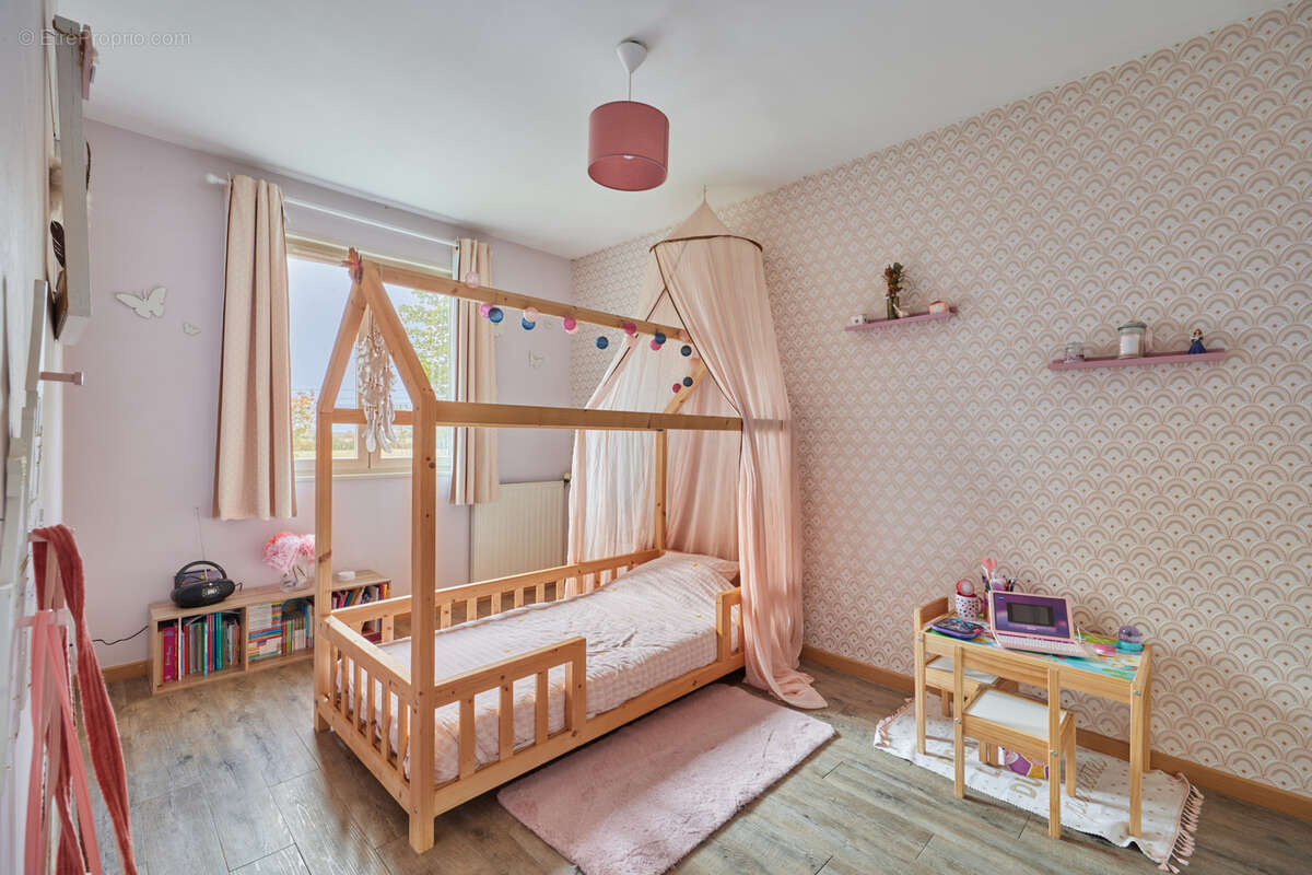 Maison à SAINT-PIERRE-SUR-DIVES