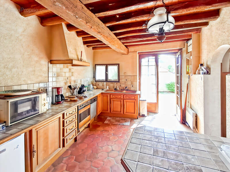 Maison à CLEVILLIERS