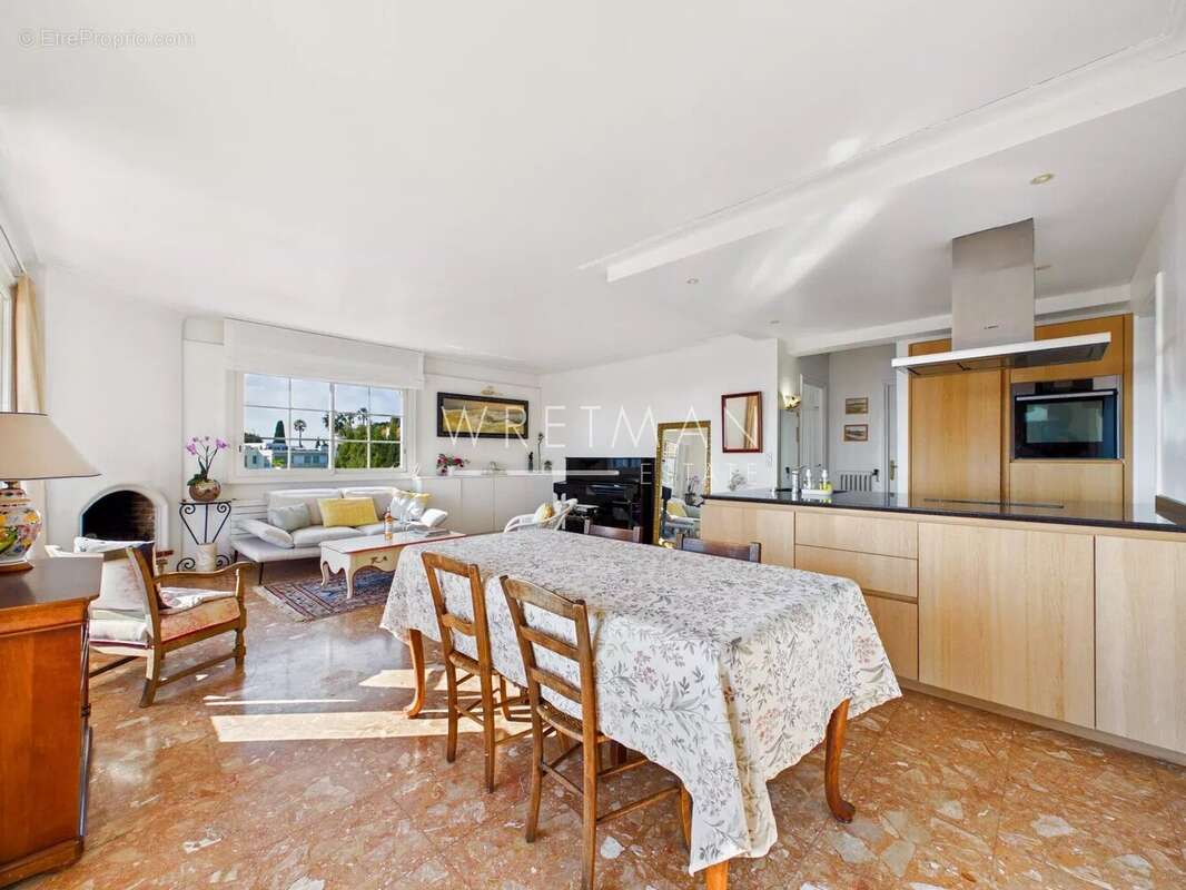 Appartement à CANNES