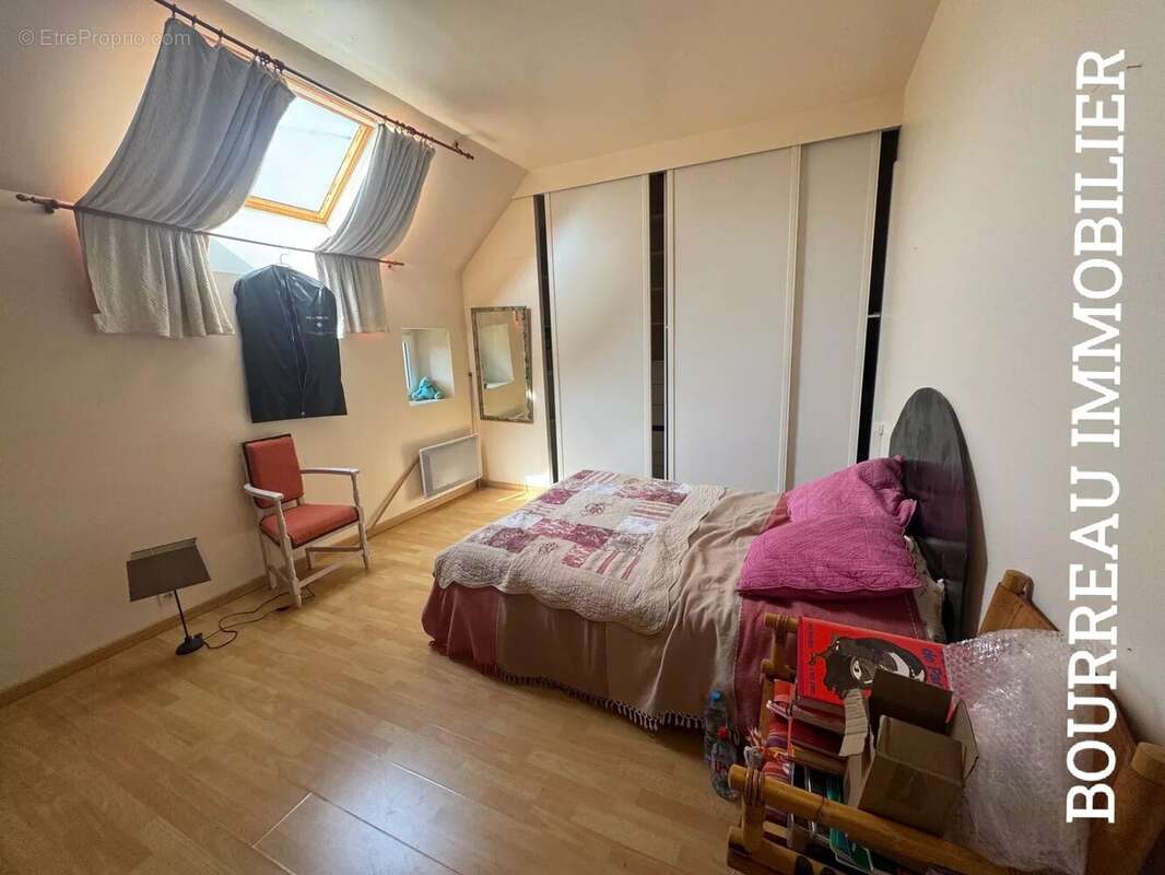 Maison à CHASSY