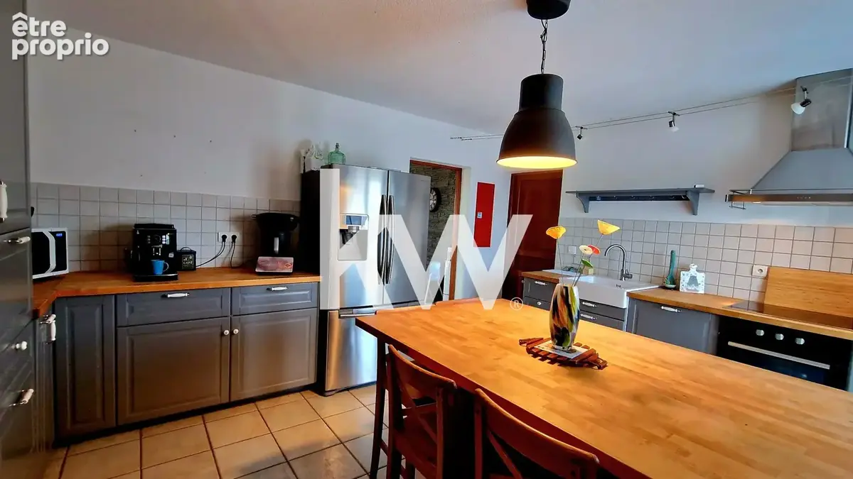 Maison 7 pièces 201 m² à vendre à Aulx-Les-Cromary (70190) - photo 6
