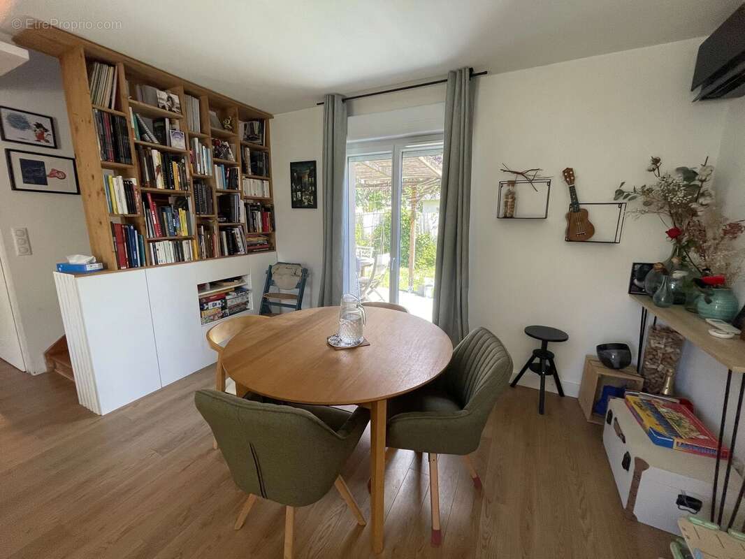 Maison à VILLENEUVE-TOLOSANE