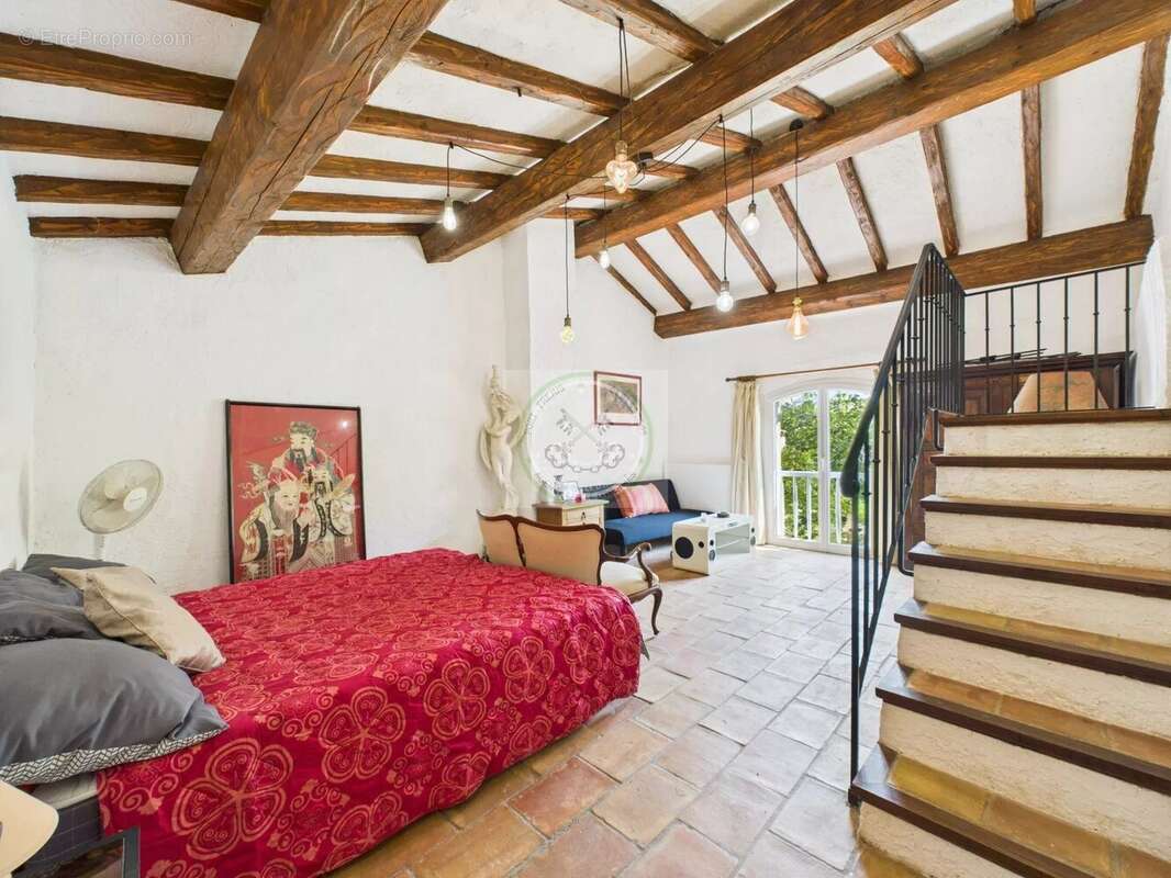 À vendre -Domaine d'exception .  Maison d'hôtes de 2ha - Puget-sur-Argens - photo 10