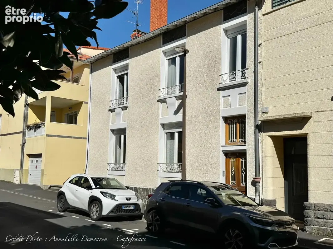 Chamalières – maison de famille en pierre – 215 m² – 5 chambres – jardinet – garage - photo 2