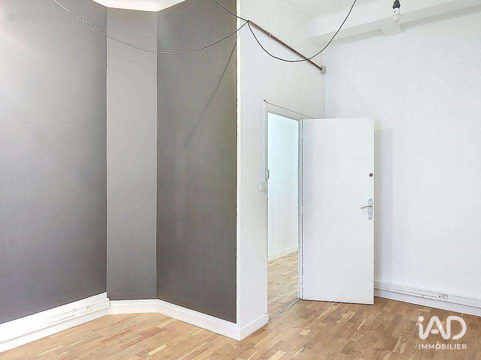 Photo 9 - Commerce à TOULON