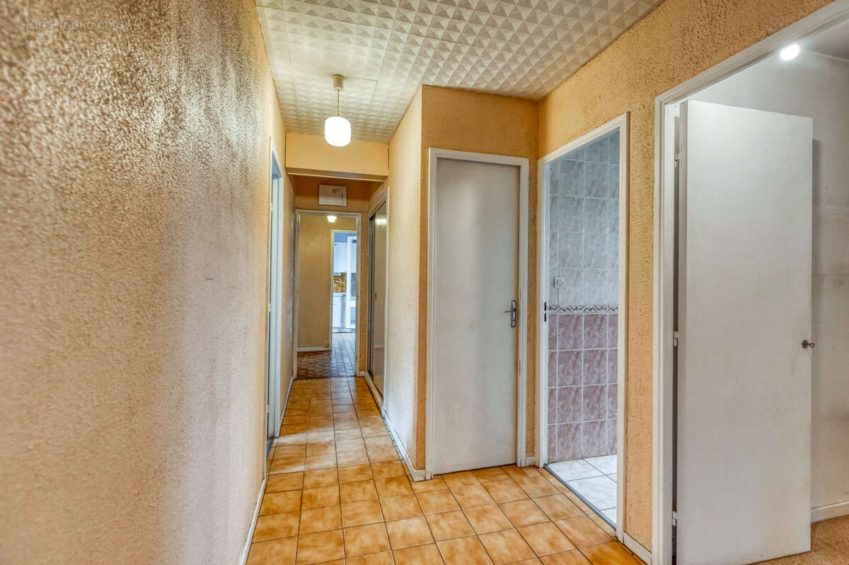 Appartement à ECHIROLLES