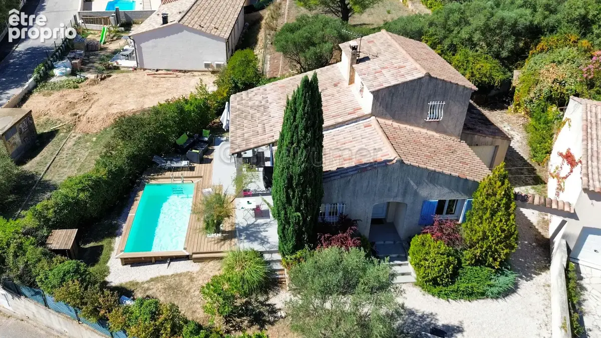 MAISON T4 LUMINEUSE AVEC PISCINE, GARAGE ET VUE DÉGAGÉE ? SAINT-ZACHARIE n°13