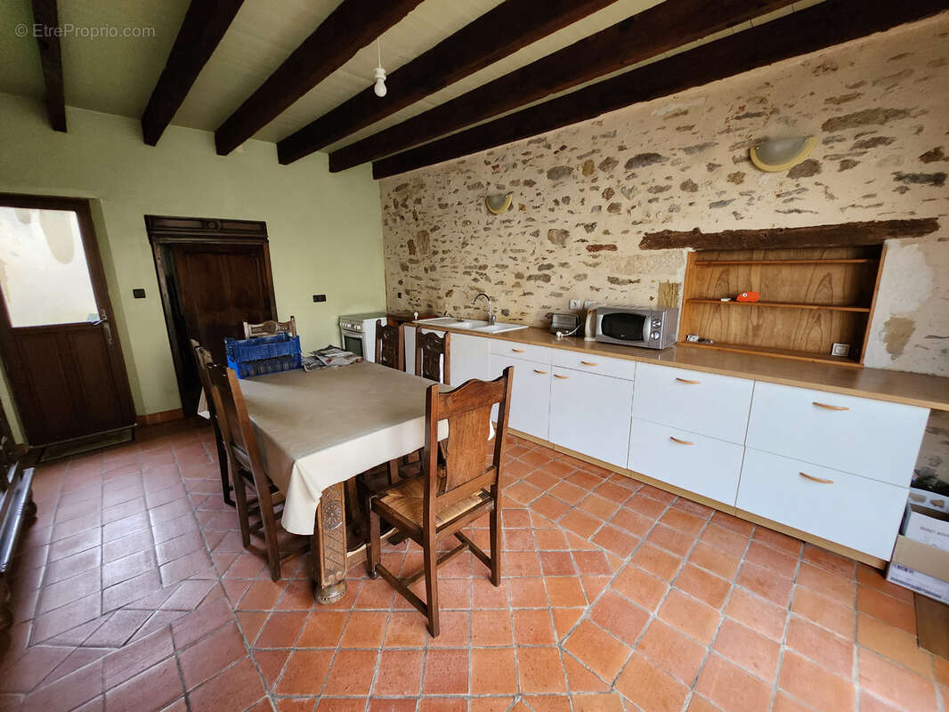 Maison à MAREUIL-SUR-LAY-DISSAIS