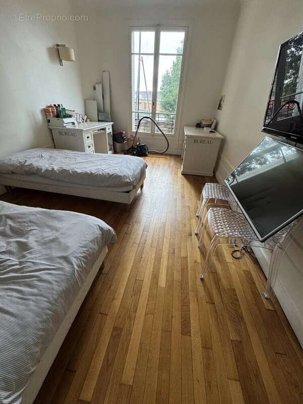 Appartement à PARIS-19E