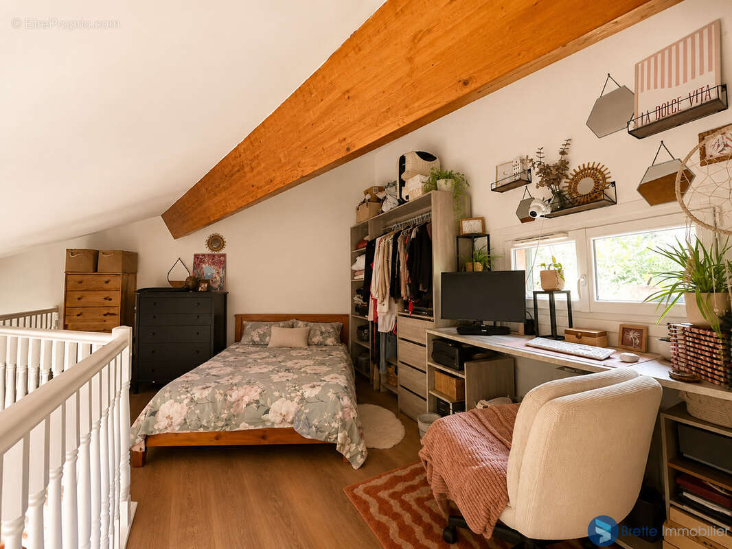 Maison à SOLLIES-TOUCAS