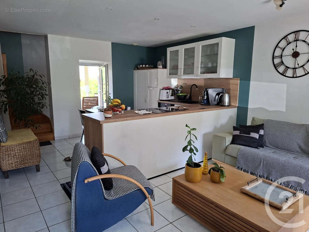 Maison 56 m² à Limerzel  - photo 3