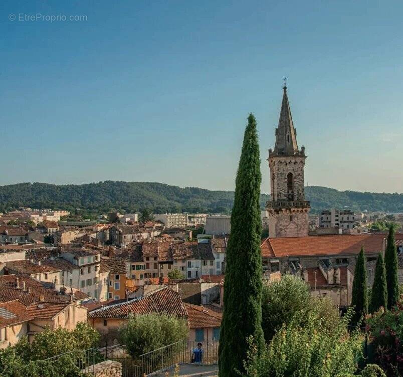 Appartement à DRAGUIGNAN