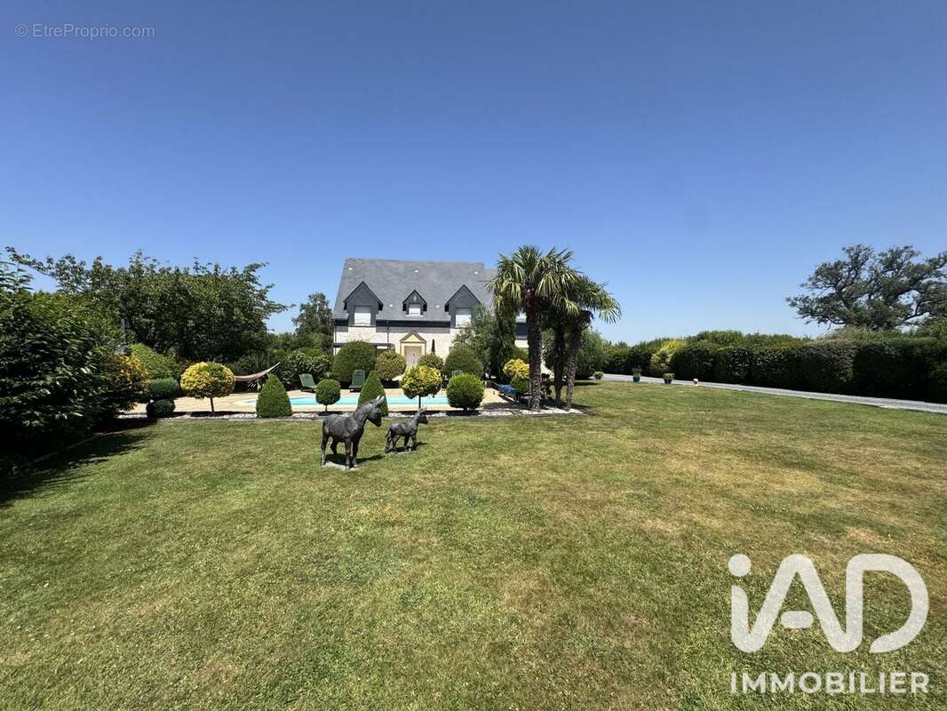 Maison 260 m² à Fiquefleur-Equainville  - photo 6