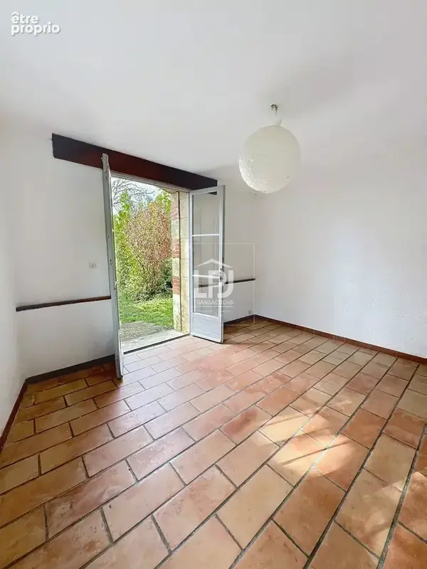 Maison de village avec dépendances comprenant 2 studios et 1 appartement indépendant – possibilités d’aménagement diverses, sur  - photo 26