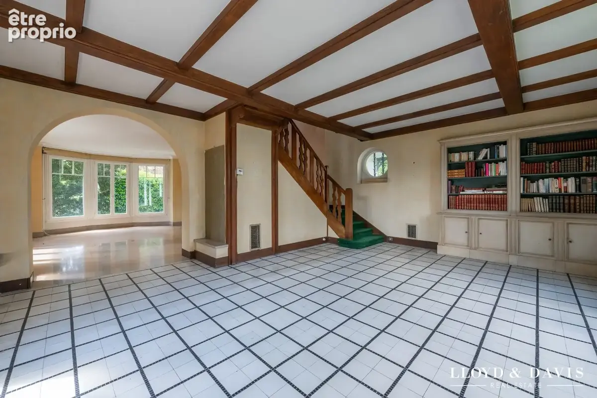 Maison 7 pièces 230 m² à vendre à Vaucresson (92420) - photo 6