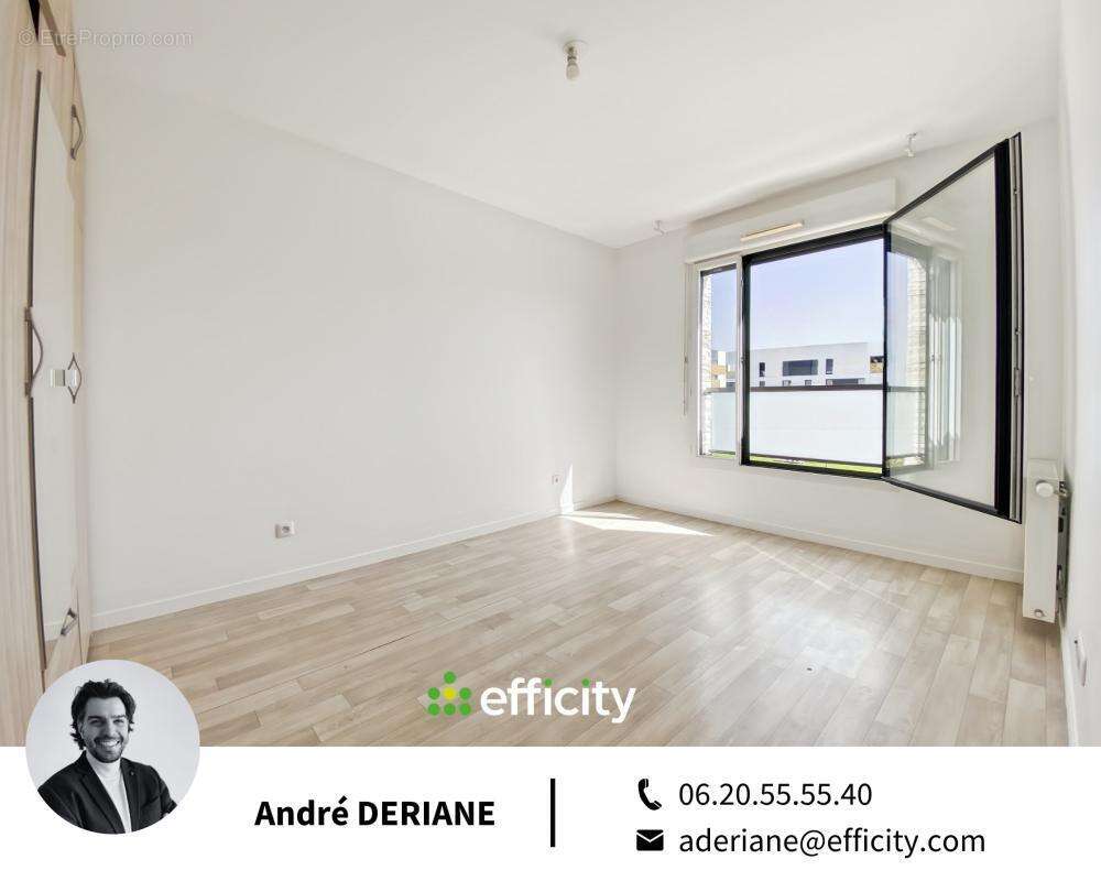 Appartement à SAINT-CYR-L'ECOLE