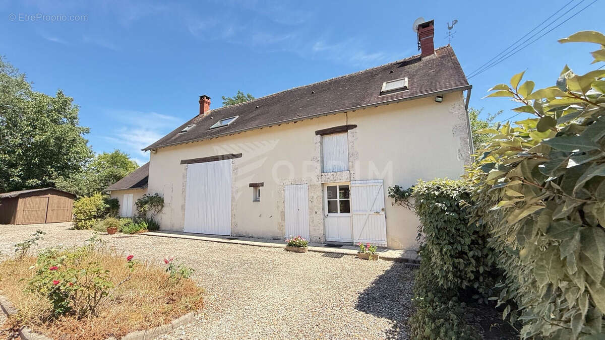 Beaulieu-sur-Loire  Ensemble immobilier de caractère, un bien rare ! - photo 18