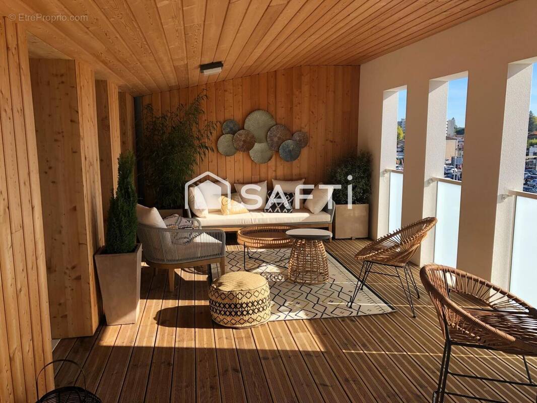 Photo 1 - Appartement à BORDEAUX