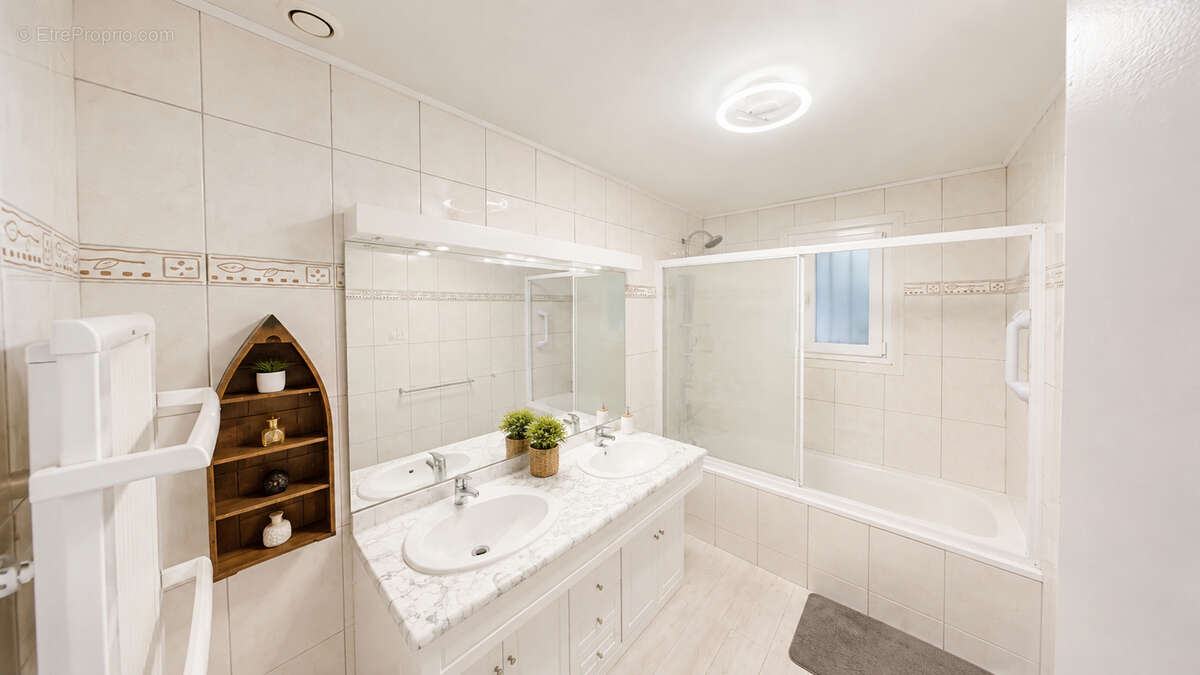Maison 6 pièces à vendre à Martignas-sur-Jalle - 420 000 - photo 8