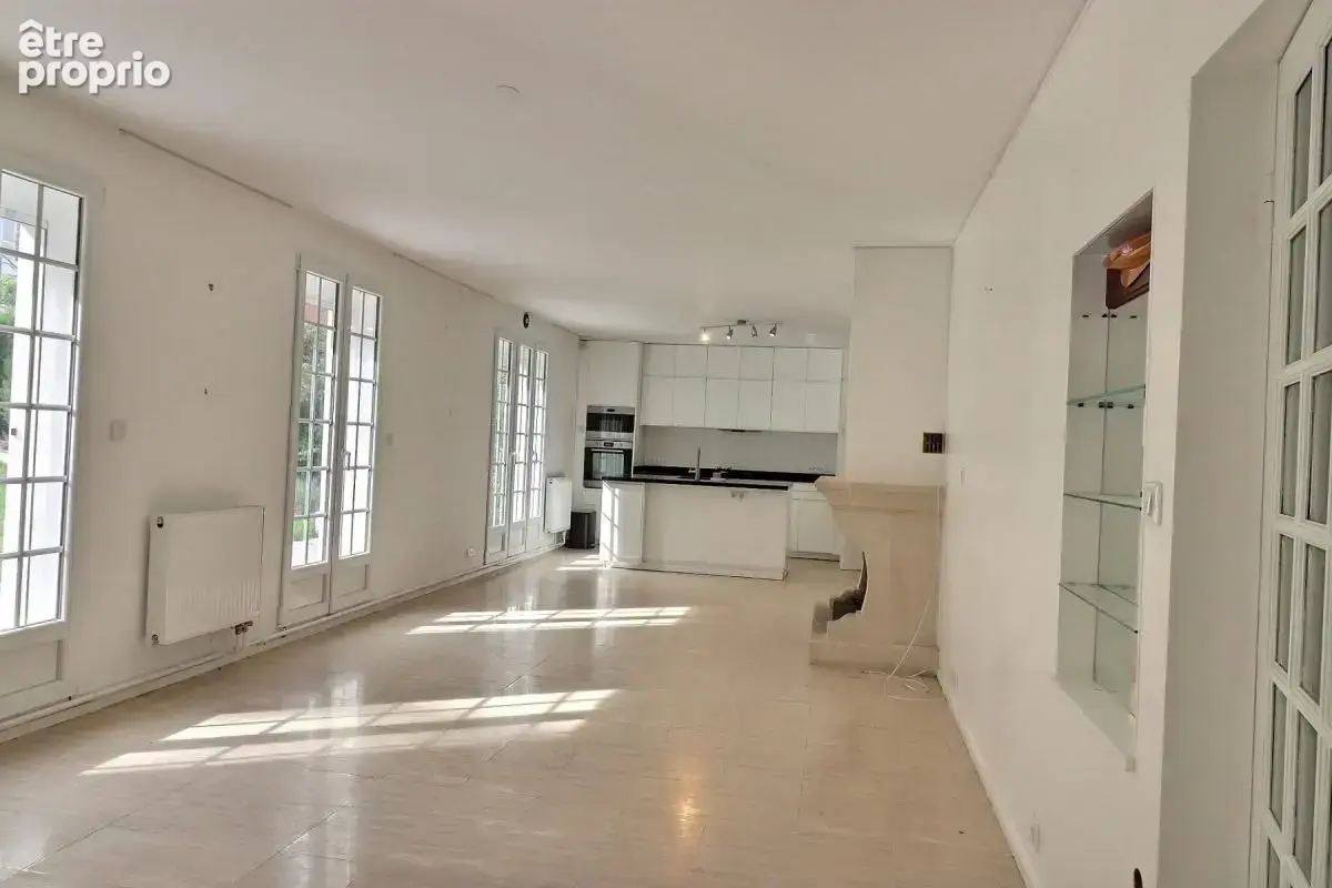 Maison 190 m2 avec un studio attenant sur un terrain de 617 m2- 940.000€ - photo 4