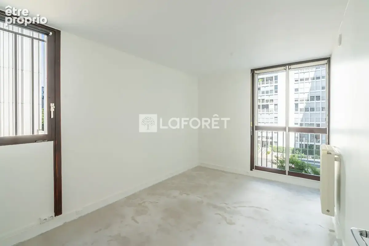 Paris 15e - Citroën-Boucicaut / Lourmel - 149,60 m² traversant, cinq chambres et trois balcons - photo 7