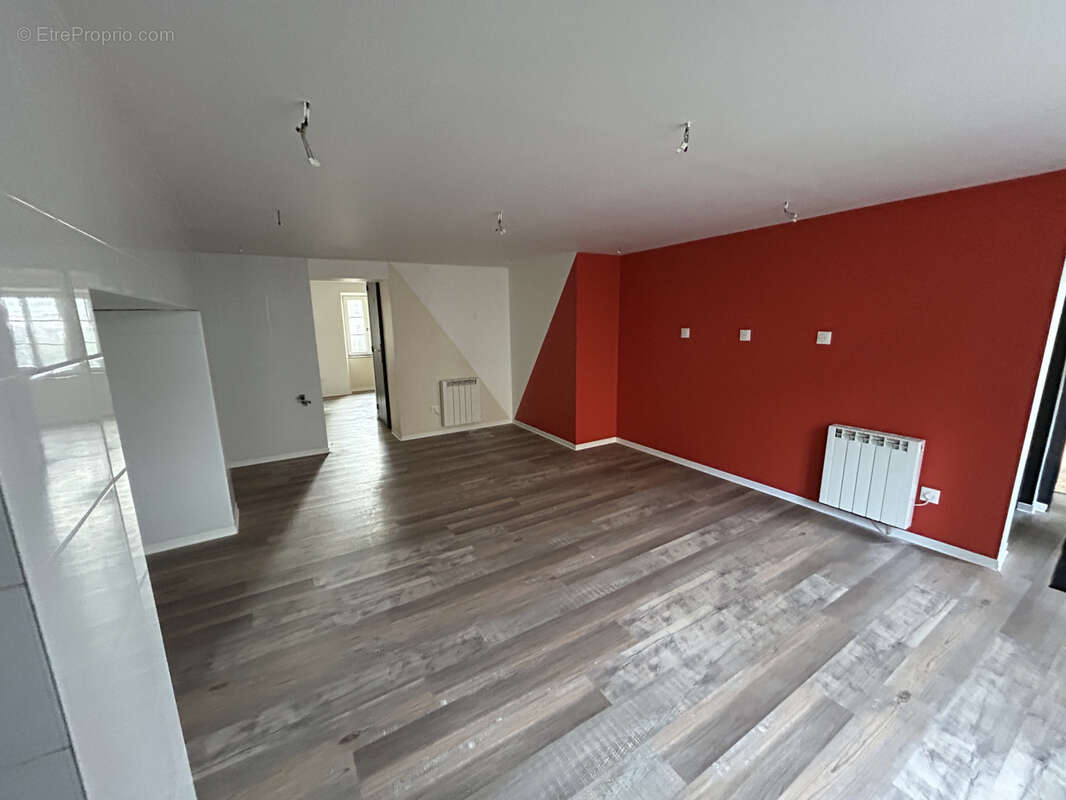 Appartement à CORREZE