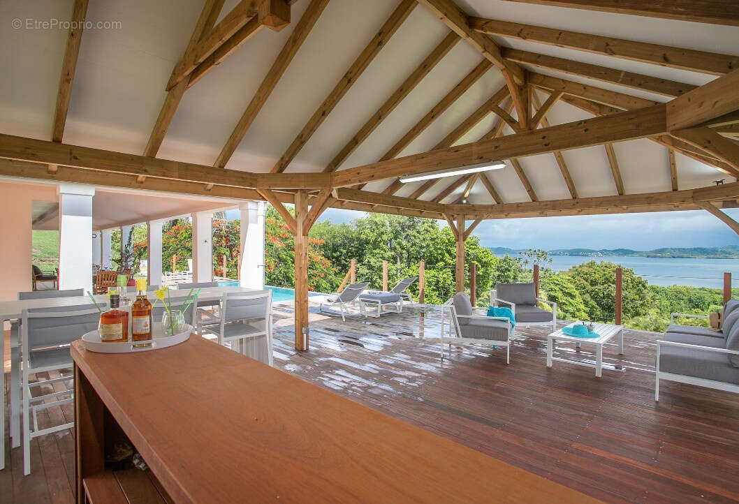 Villa de Prestige Piscine et Vue sur mer à 180o sur la Baie du Robert - photo 4