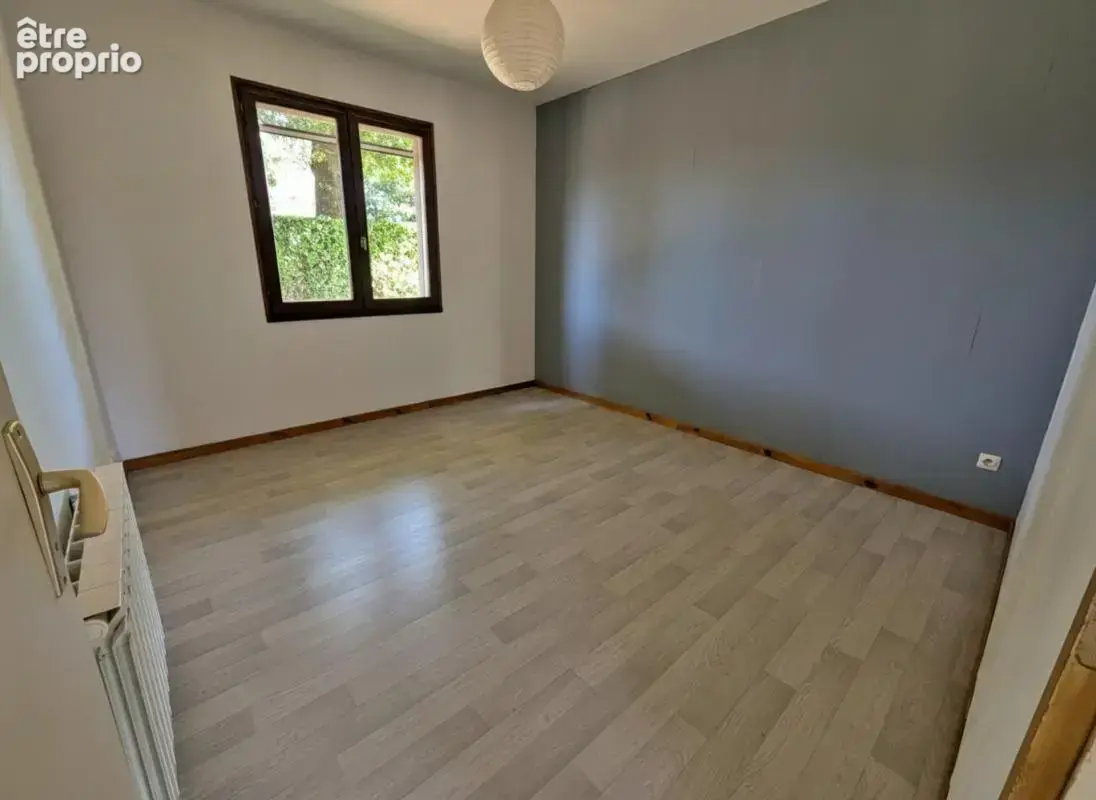 EN EXCLUSIVITÉ – GOSNE – Maison de plain-pied au calme  – 91 m² – 3 chambres – Terrain 797 m² clos - photo 11