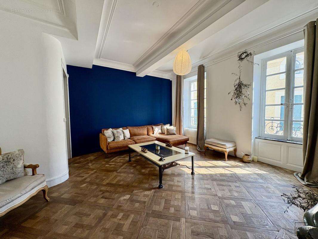 Maison à LEZIGNAN-CORBIERES