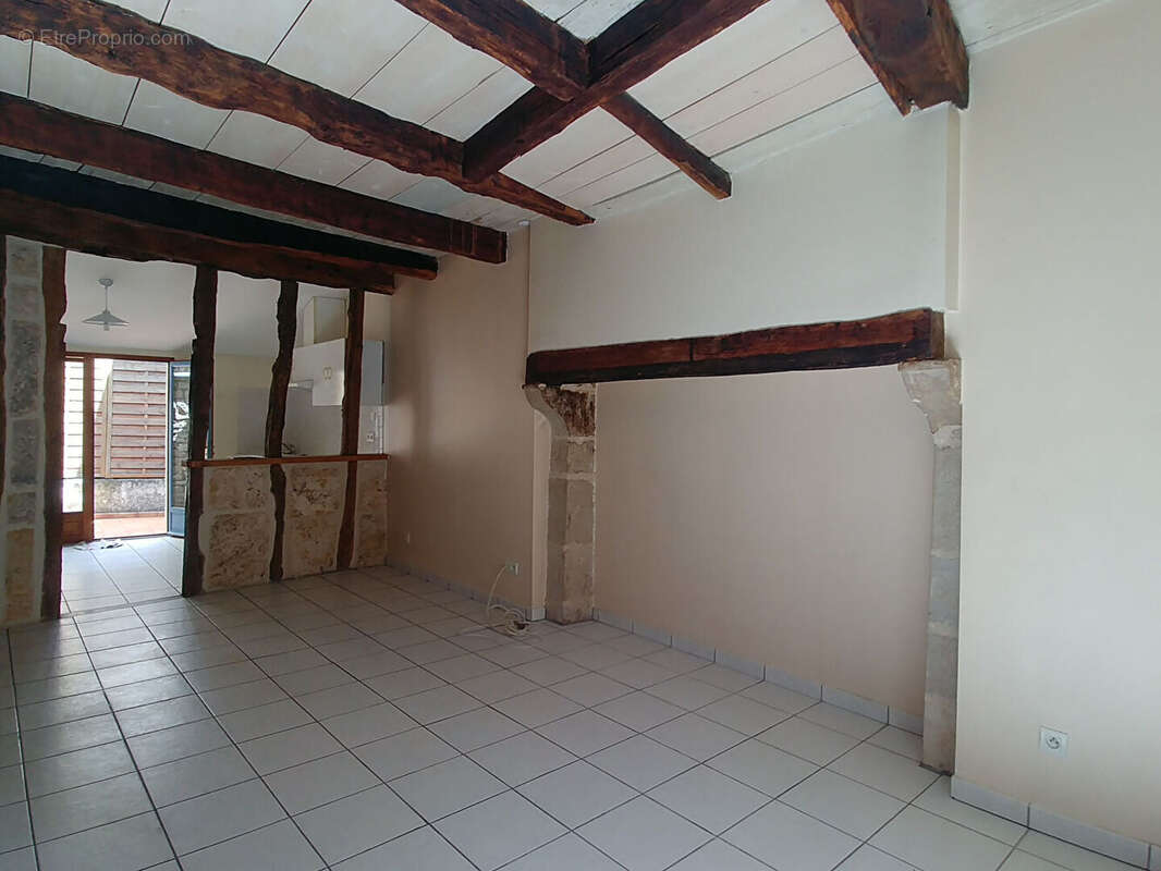 Maison à CAYLUS