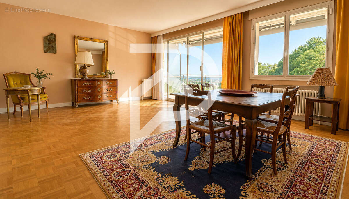 Appartement à LYON-5E